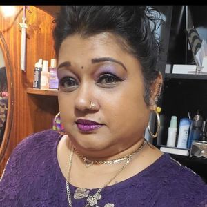 Meet your Posher, Greeta